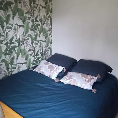 Holiday home Le De L'amitie